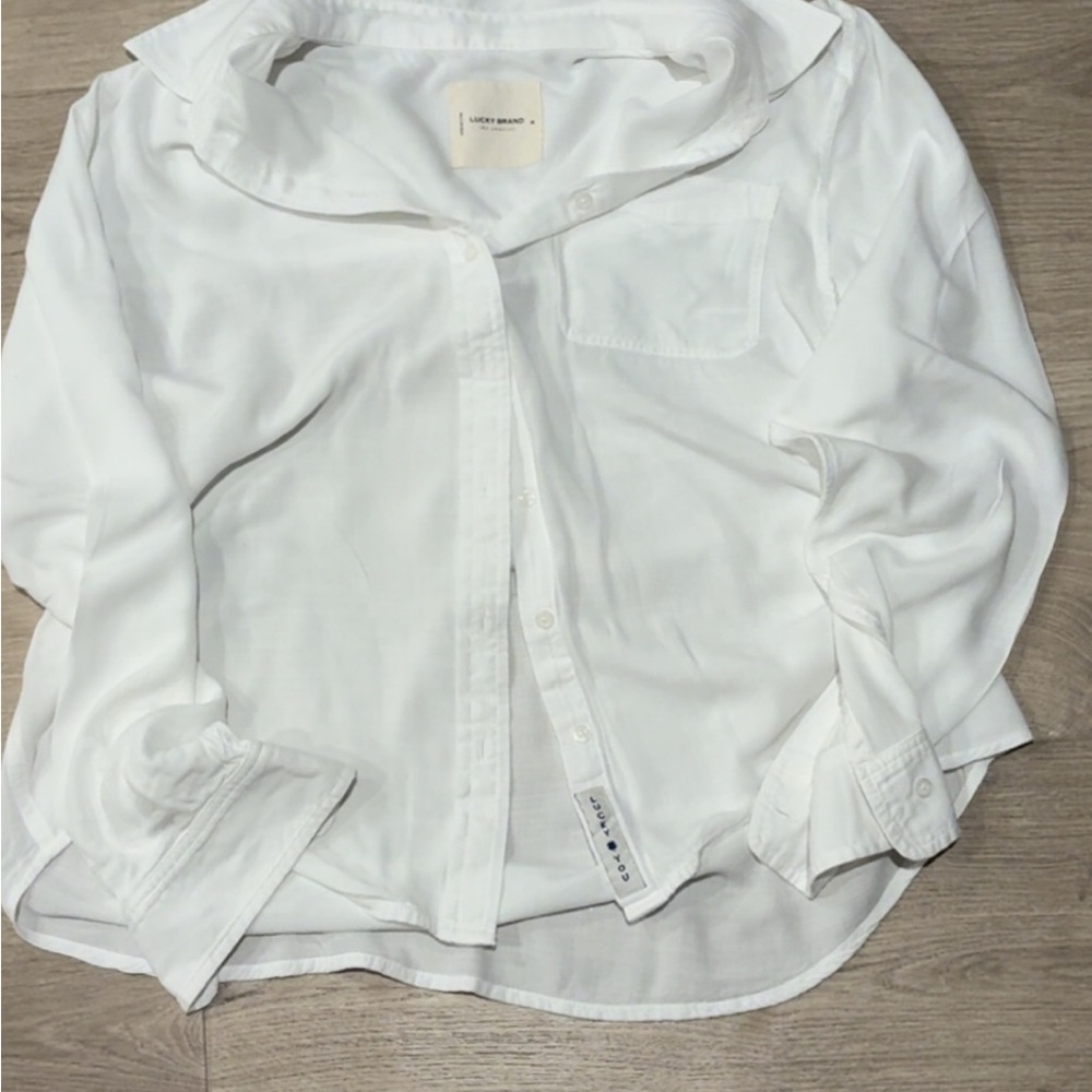 Vince Classic White Button-Down Shirt